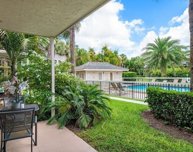 11863 Wimbledon Circle - Photo Thumbnail 3
