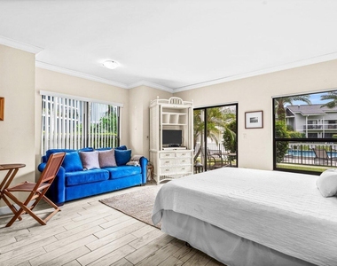 11863 Wimbledon Circle - Photo Thumbnail 17