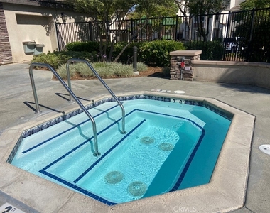 44011 Rivo Court - Photo Thumbnail 32