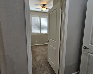 44011 Rivo Court - Photo Thumbnail 24