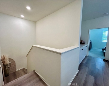 27375 Georgetown - Photo Thumbnail 11