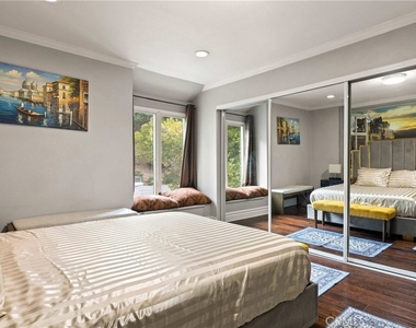 4007 Alta Mesa - Photo Thumbnail 13
