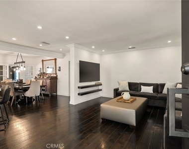 5330 Natick - Photo Thumbnail 4