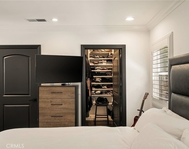 5330 Natick - Photo Thumbnail 27