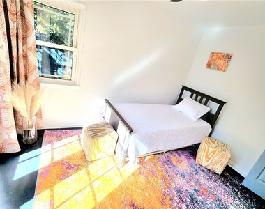 2353 Beach Avenue - Photo Thumbnail 13