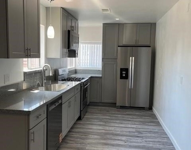 9025 Gullo - Photo Thumbnail 20