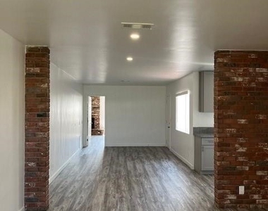 9025 Gullo - Photo Thumbnail 18