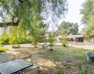 13333 Gladstone Avenue - Photo Thumbnail 8