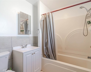 13333 Gladstone Avenue - Photo Thumbnail 7