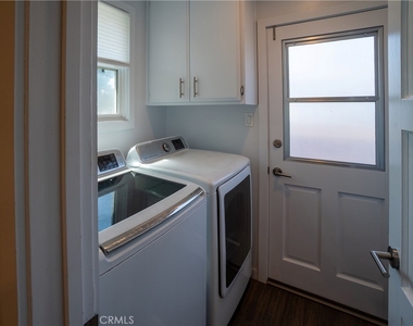 11205 Woolford Street - Photo Thumbnail 7