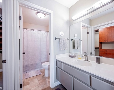 10 Corniche Drive - Photo Thumbnail 13