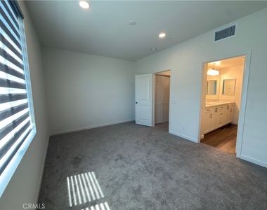3 Bigsby Drive - Photo Thumbnail 11