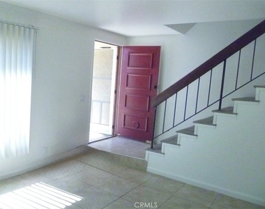17568 Orange Dr - Photo Thumbnail 4