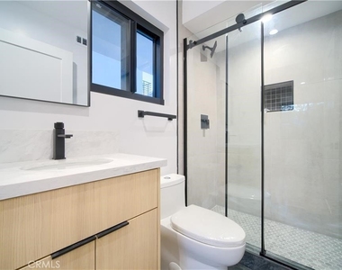 618 N Mariposa Avenue - Photo Thumbnail 15