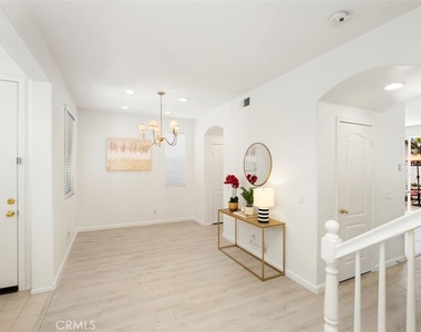 201 Kensington - Photo Thumbnail 14