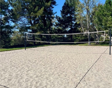 9 Stanford Court - Photo Thumbnail 16
