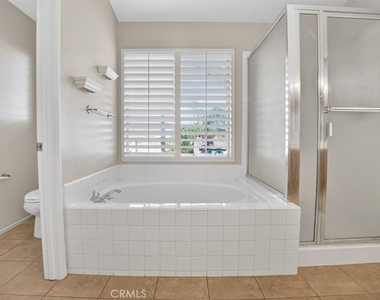 2620 Taylor - Photo Thumbnail 32