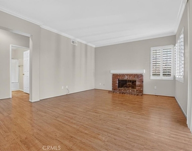 2620 Taylor - Photo Thumbnail 10