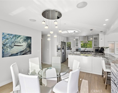 166 Fairview - Photo Thumbnail 9