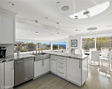 166 Fairview - Photo Thumbnail 14