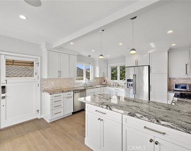 168 Fairview - Photo Thumbnail 11