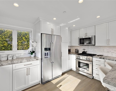 168 Fairview - Photo Thumbnail 13