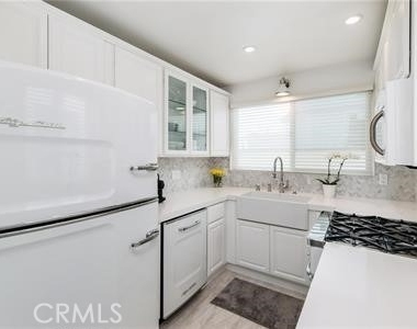 577 Ramona - Photo Thumbnail 7
