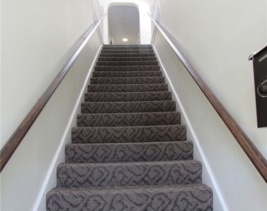 2267 Honolulu Avenue - Photo Thumbnail 1