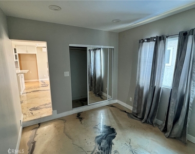 12207 Haldey Street - Photo Thumbnail 2