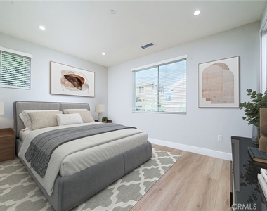 800 N Amelia Avenue - Photo Thumbnail 12