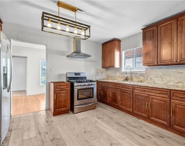 6114 Allston - Photo Thumbnail 13