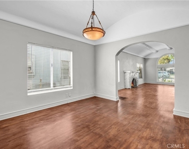6114 Allston - Photo Thumbnail 9