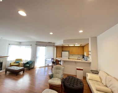 2507 Baywood Way - Photo Thumbnail 7