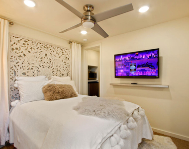 9416 Beverly Crest Drive - Photo Thumbnail 32