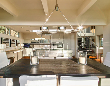 9416 Beverly Crest Drive - Photo Thumbnail 20