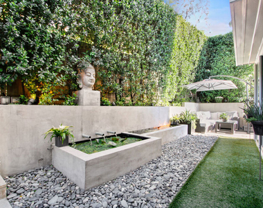 9416 Beverly Crest Drive - Photo Thumbnail 43
