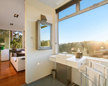 9416 Beverly Crest Drive - Photo Thumbnail 36