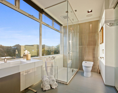 9416 Beverly Crest Drive - Photo Thumbnail 35