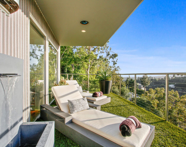 9416 Beverly Crest Drive - Photo Thumbnail 49