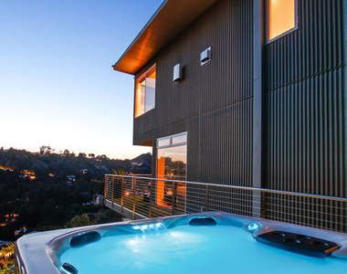 9416 Beverly Crest Drive - Photo Thumbnail 64