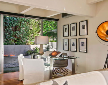 9416 Beverly Crest Drive - Photo Thumbnail 22