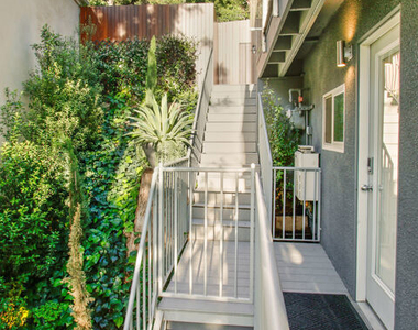 9416 Beverly Crest Drive - Photo Thumbnail 52