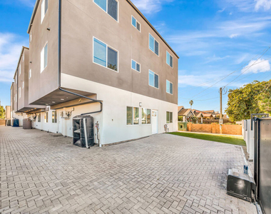 1584 W 37th Street - Photo Thumbnail 1
