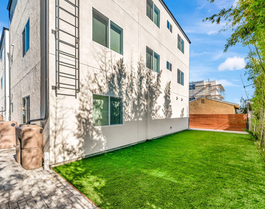 1584 W 37th Street - Photo Thumbnail 19