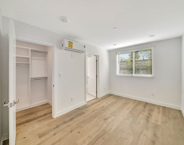 1584 W 37th Street - Photo Thumbnail 18