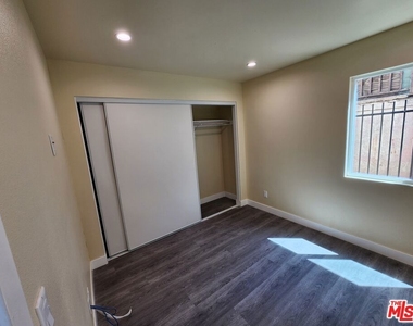 7302 Mace Place - Photo Thumbnail 1
