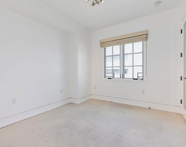 225 S Hamilton Drive - Photo Thumbnail 29
