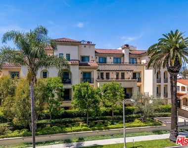 225 S Hamilton Drive - Photo Thumbnail 40