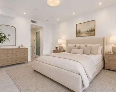 225 S Hamilton Drive - Photo Thumbnail 17
