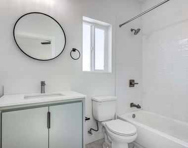 624 W 83rd Street - Photo Thumbnail 5